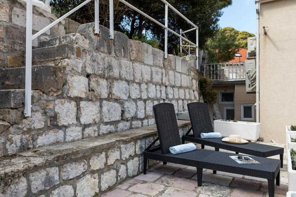 Photo of Patio Balcony in Pile