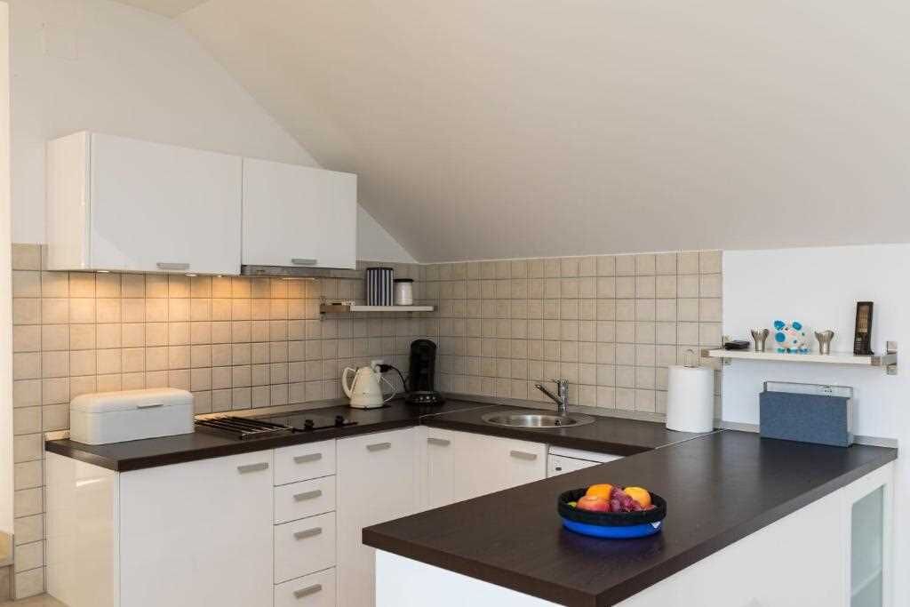 Photo of Kitchen in Pile
