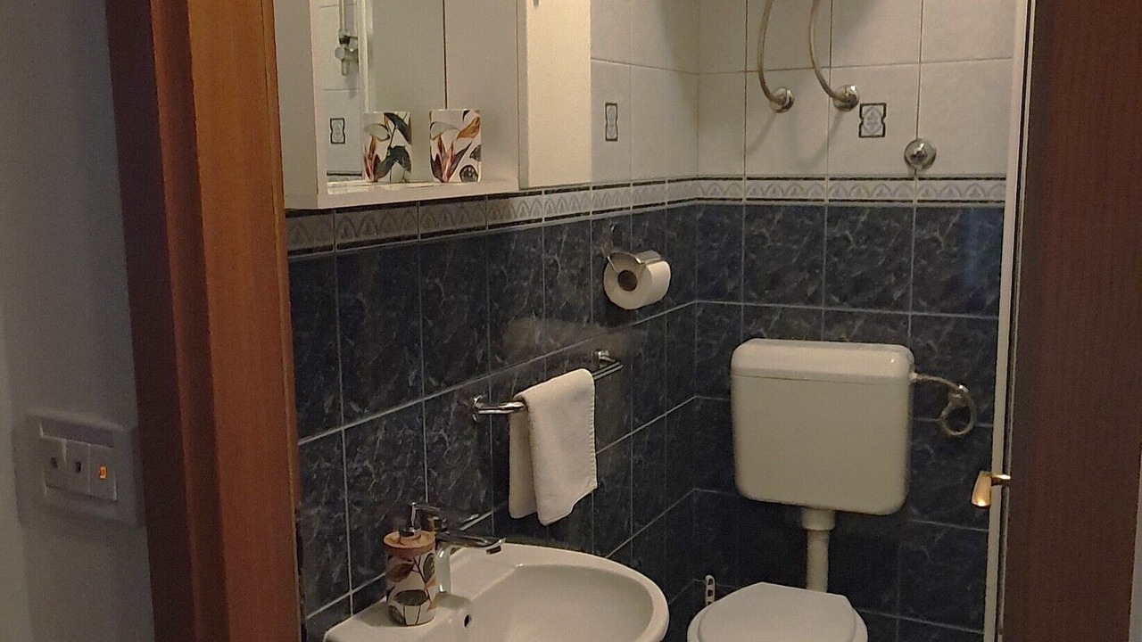Photo of Bathroom in Cove Basina (Jelsa)