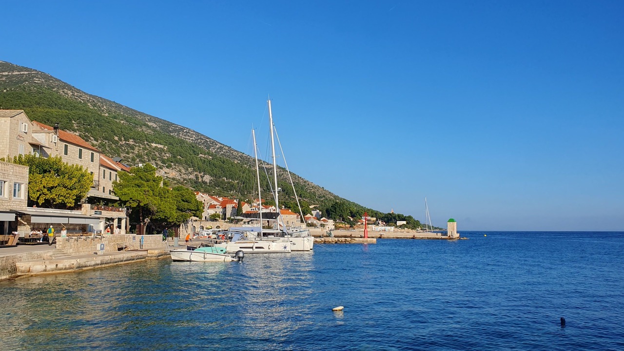 Photo of Others in Cove Basina (Jelsa)