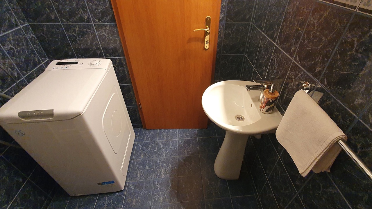 Photo of Bathroom in Cove Basina (Jelsa)