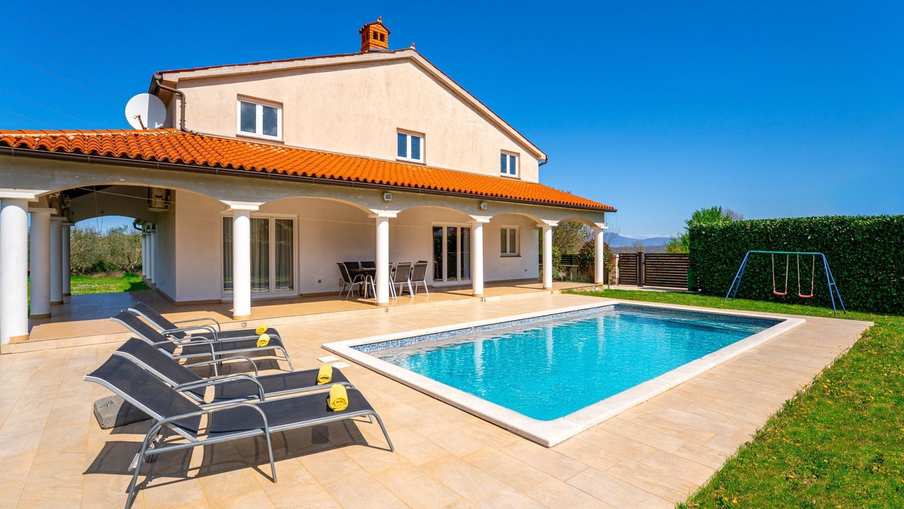 Photo of Others in Melnica