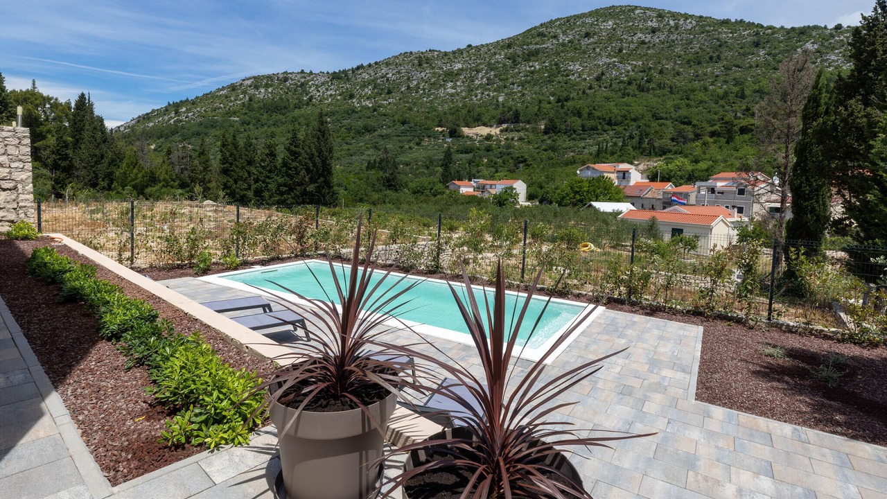 Photo of Outdoor in Kremena