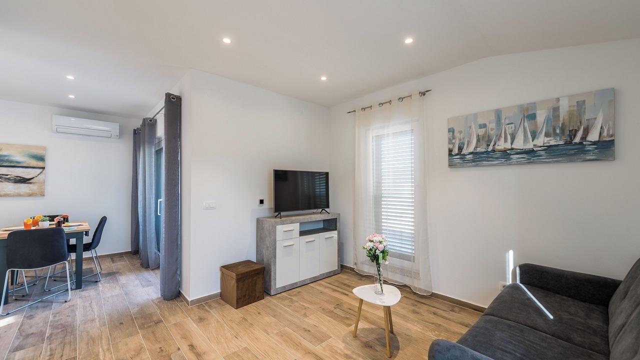 Photo of Livingroom in Lukoran