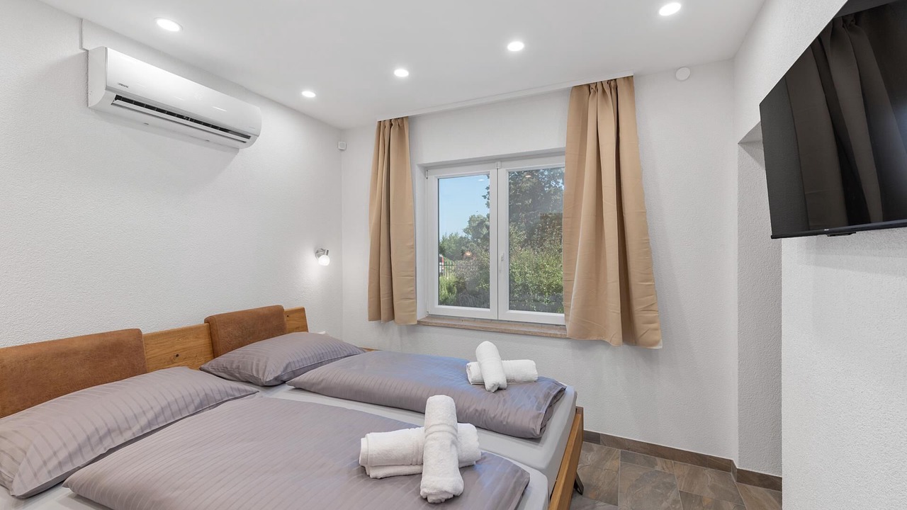 Photo of Bedroom in Rogocana