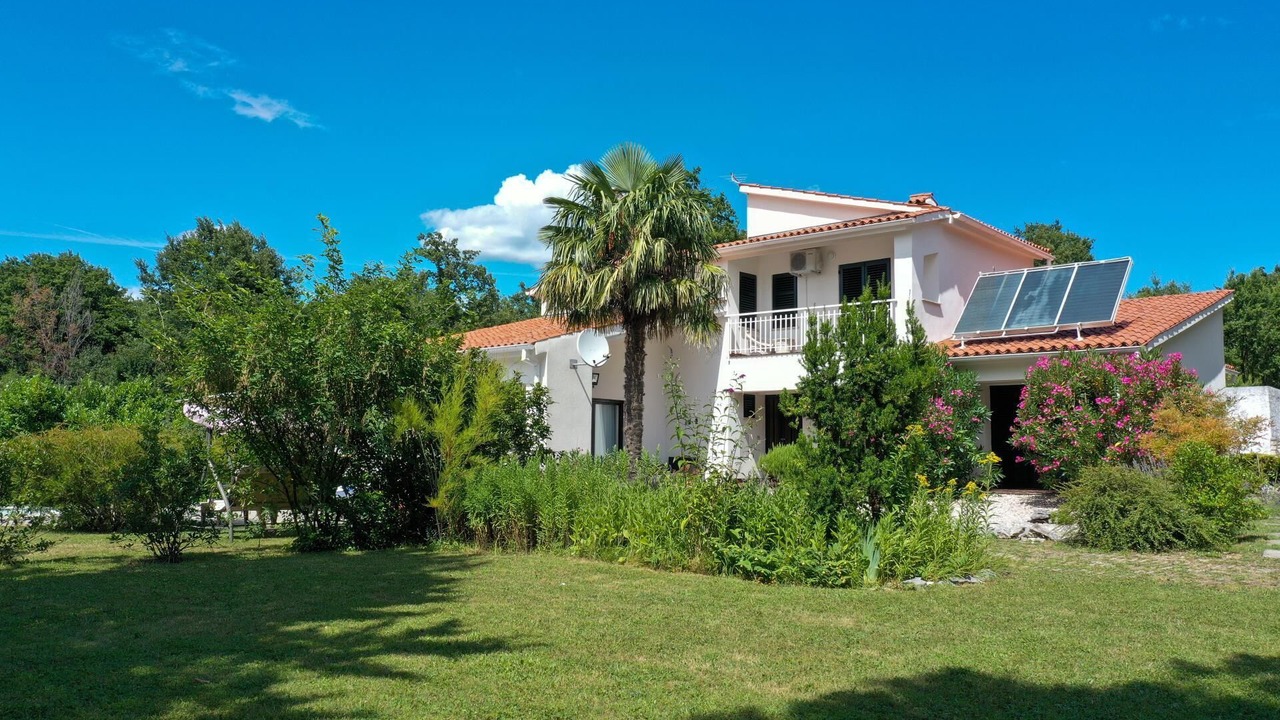 Photo of Outdoor in Rogocana