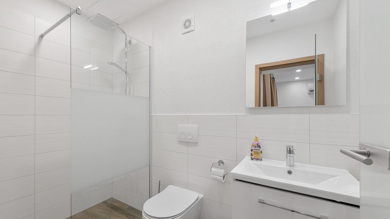 Photo of Bathroom in Rogocana