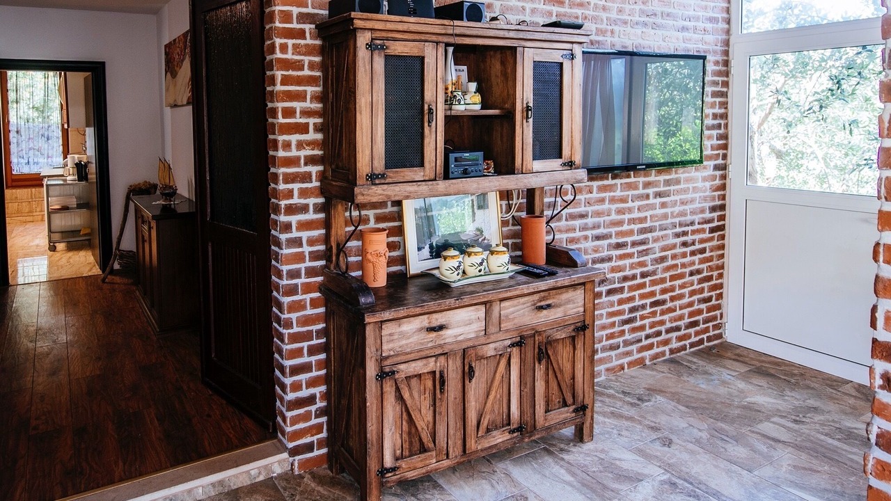 Photo of Others in Iz