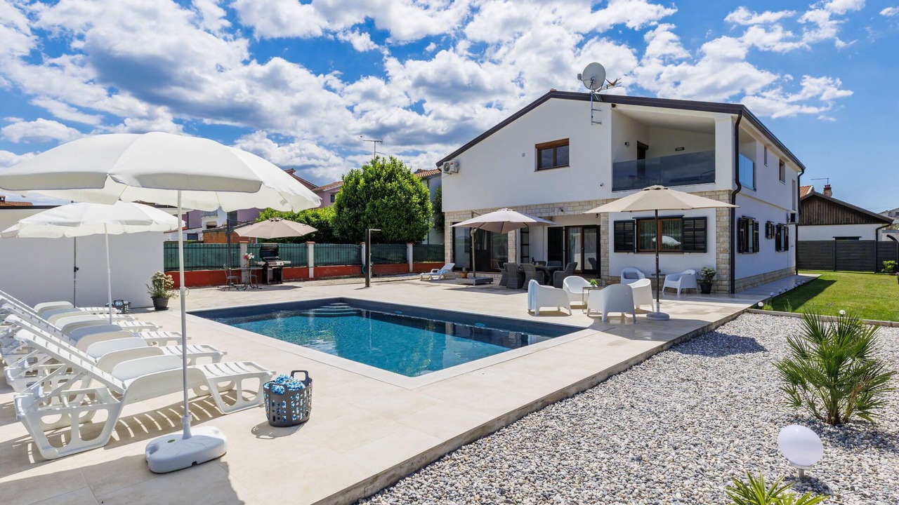 Photo of Outdoor in Cancini