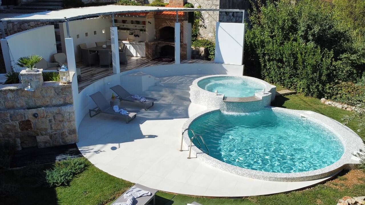 Photo of Outdoor in Pitve