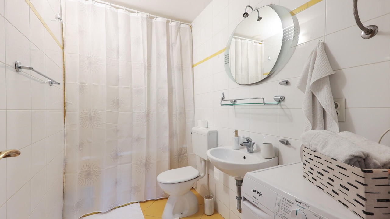 Photo of Bathroom in Dugis