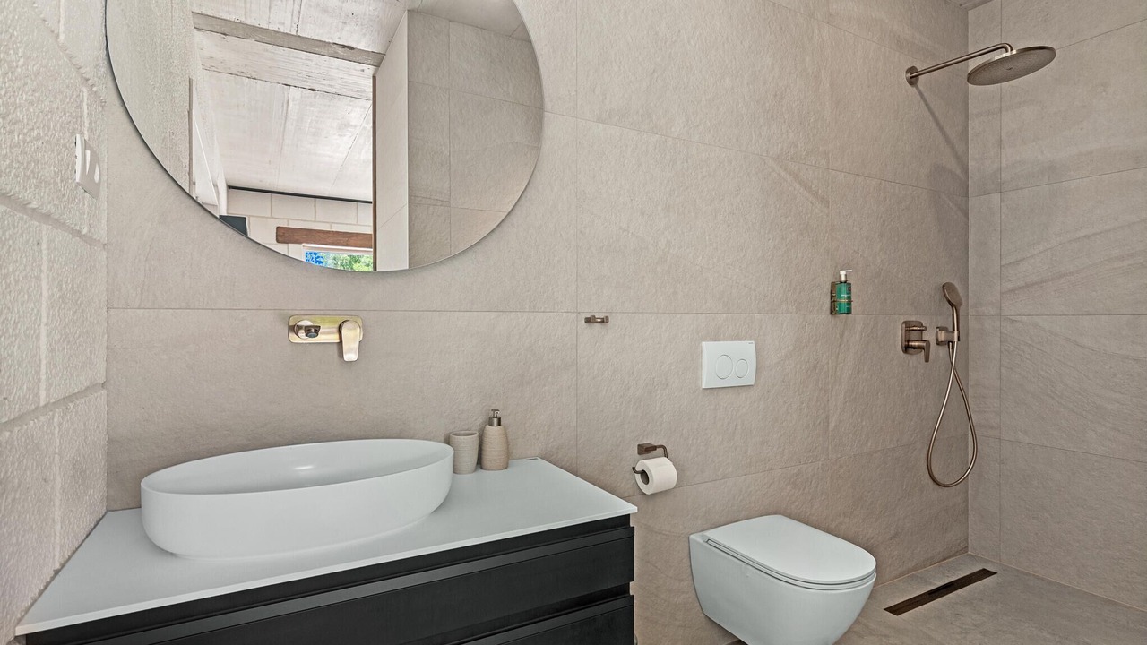 Photo of Bathroom in Dicmo