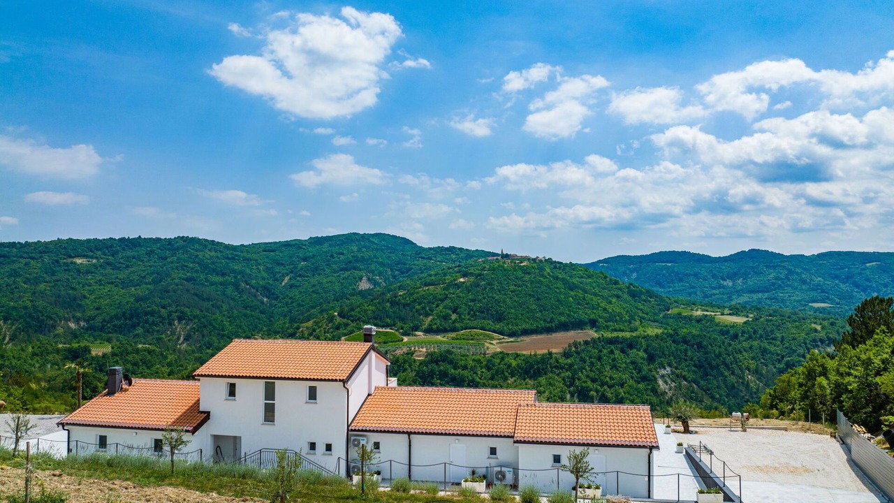Photo of Others in Korelici