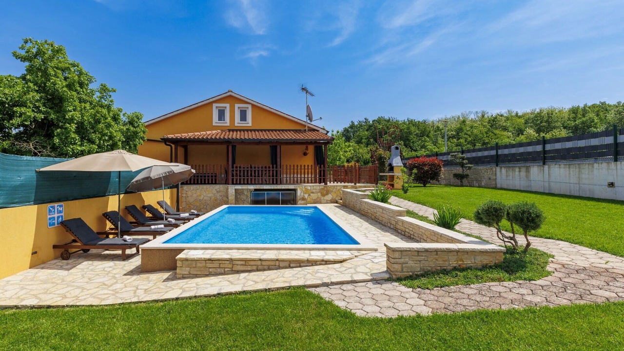 Photo of Outdoor in Rakotule