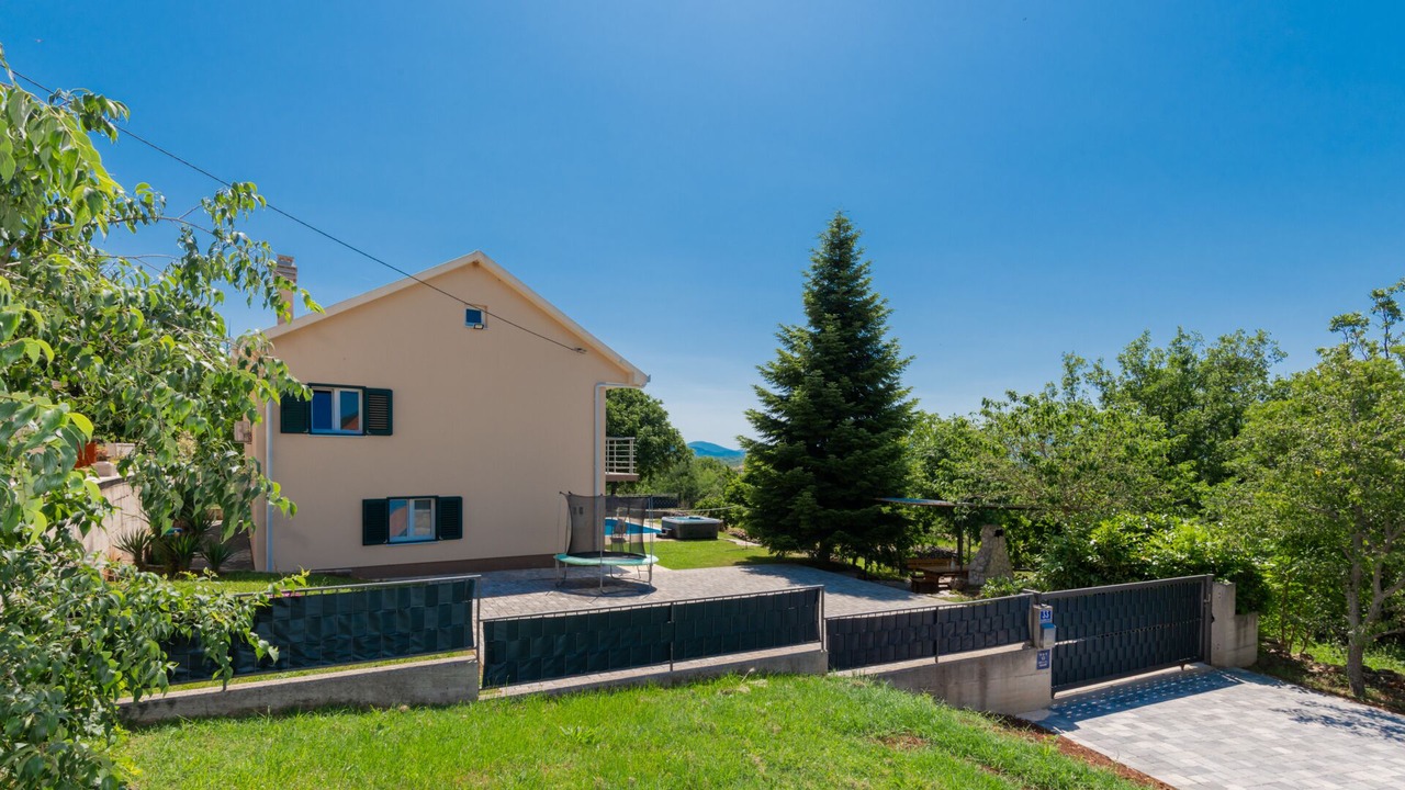 Photo of Outdoor in Velika Cista
