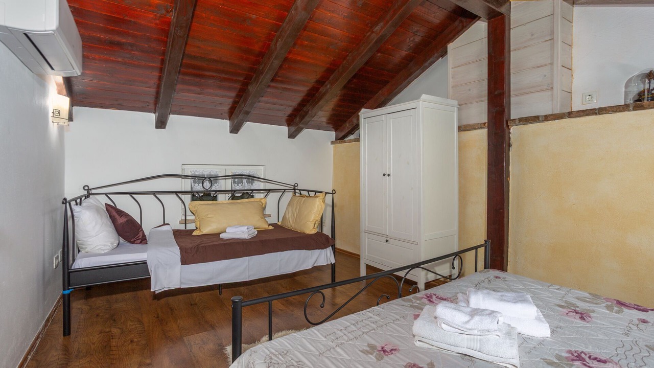 Photo of Bedroom in Obrs