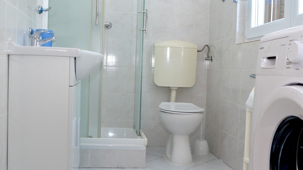 Photo of Bathroom in Lukoran