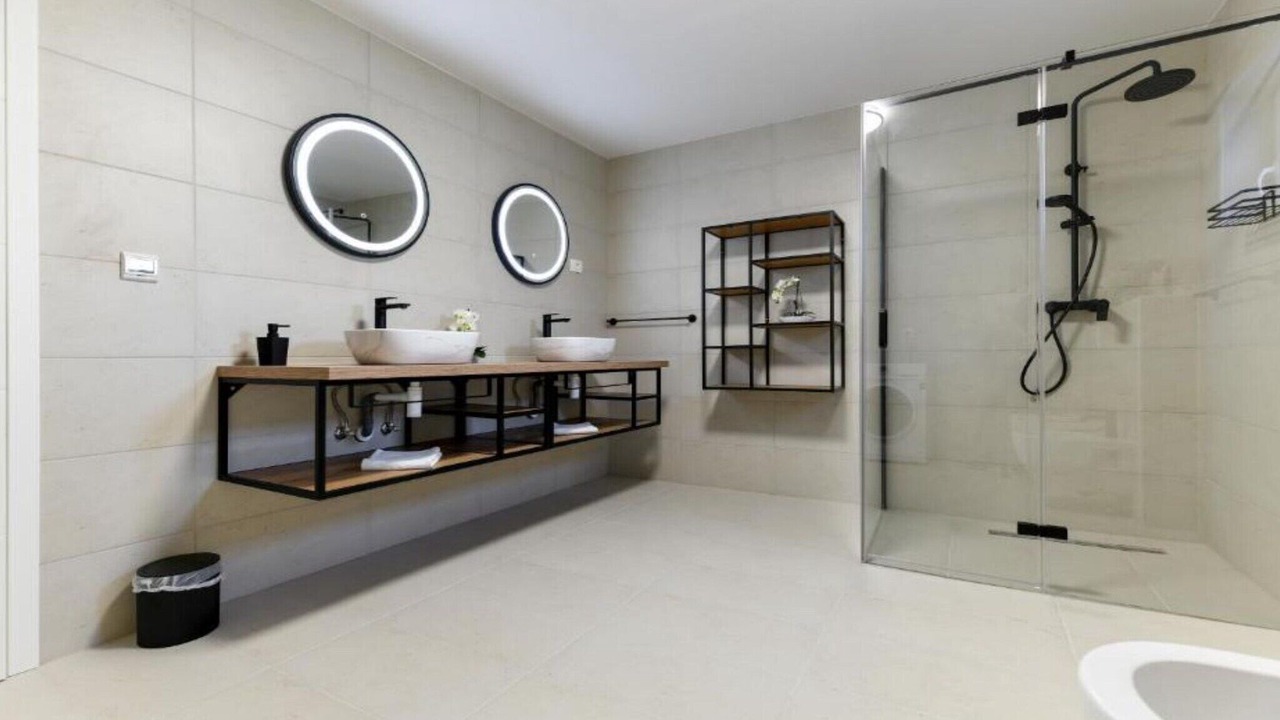 Photo of Bathroom in Pasman