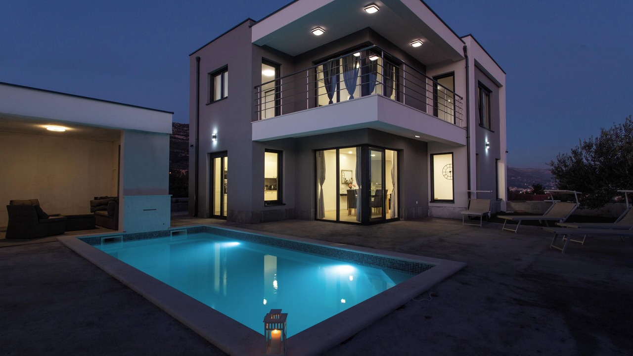 Photo of Outdoor in Rudine