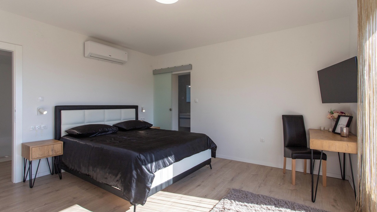 Photo of Bedroom in Rudine