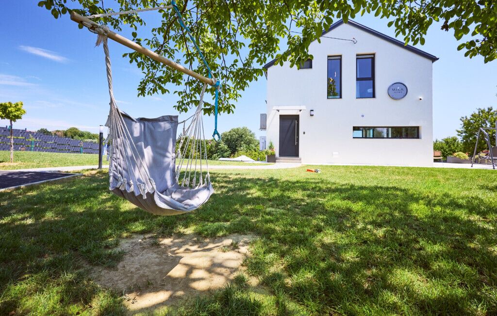 Photo of Outdoor in Severin