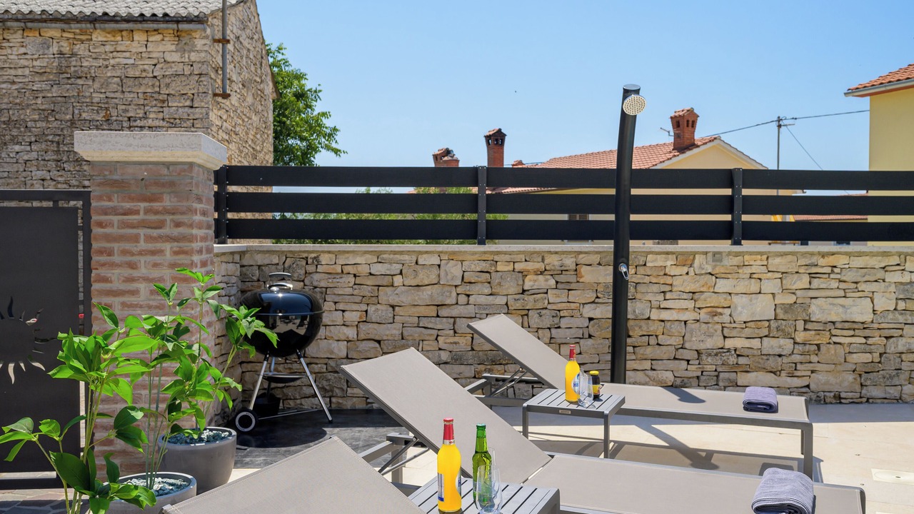 Photo of Patio Balcony in Sveti Petar u Sumi