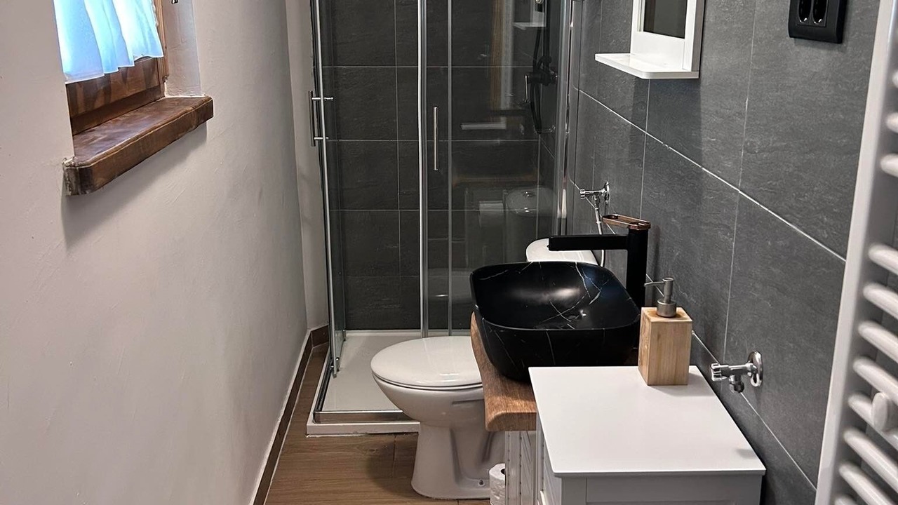 Photo of Bathroom in Cabar