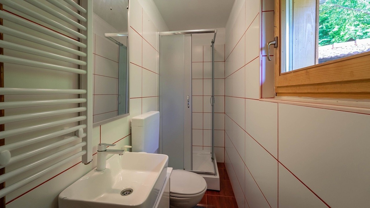 Photo of Bathroom in Cabar