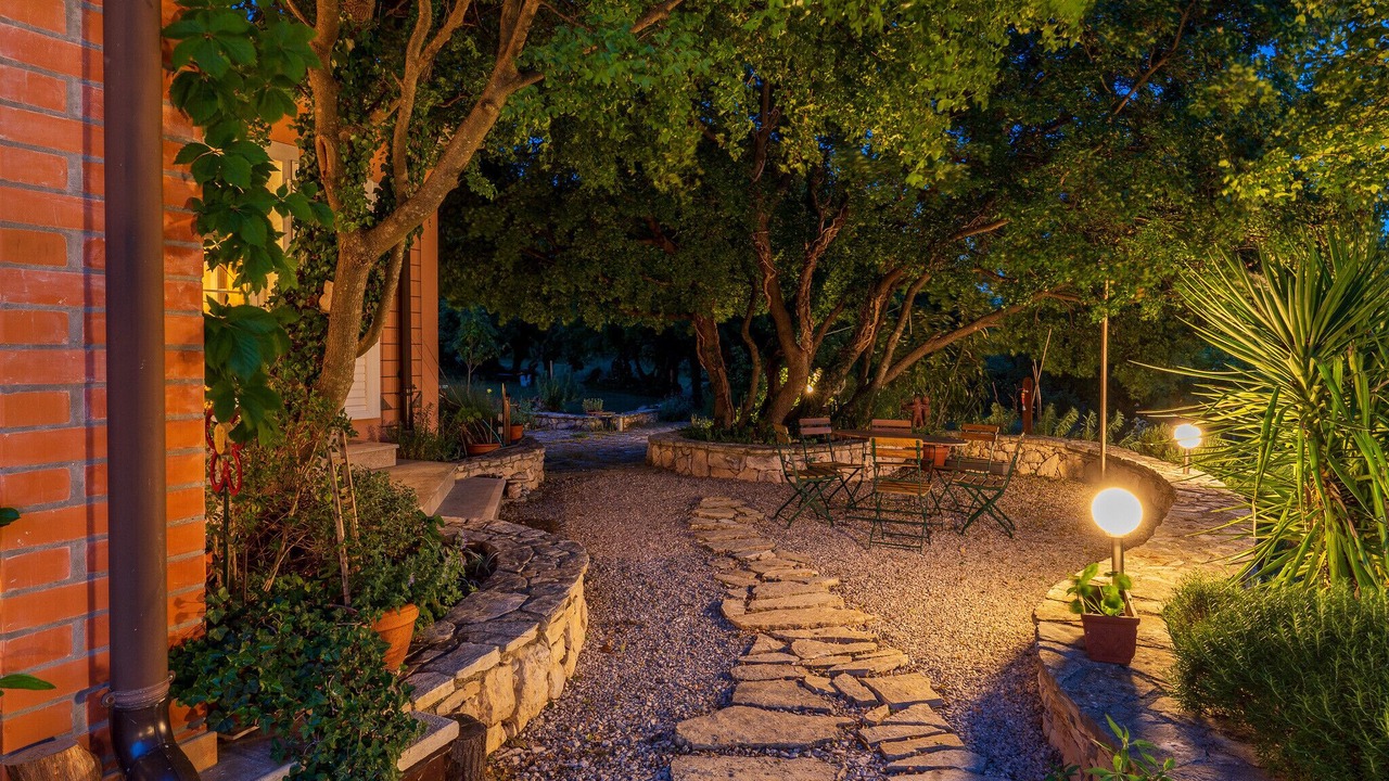 Photo of Outdoor in Brgod