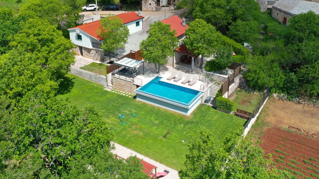 Photo of Outdoor in Podbablje