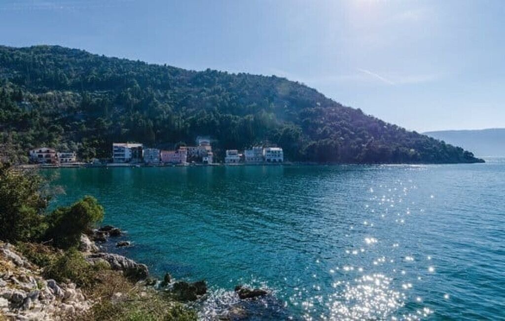 Photo of Outdoor in Blace