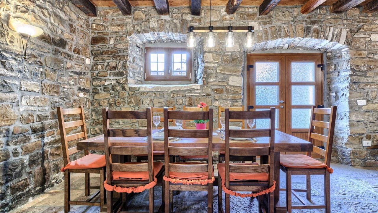 Photo of Patio Balcony in Oprtalj