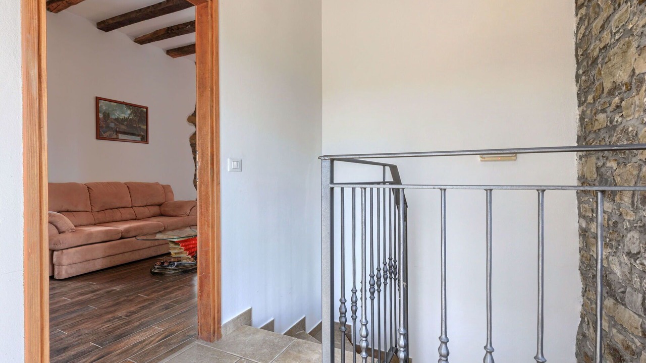 Photo of Patio Balcony in Oprtalj