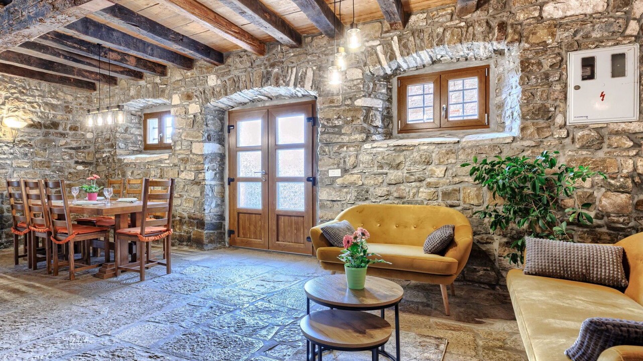 Photo of Patio Balcony in Oprtalj