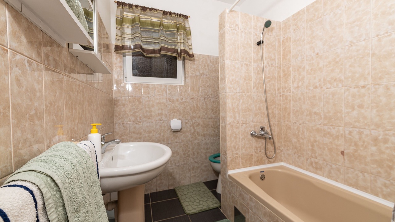 Photo of Bathroom in Sucuraj