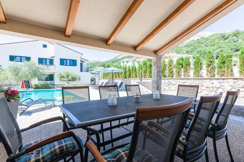 Photo of Outdoor in Jurandvor