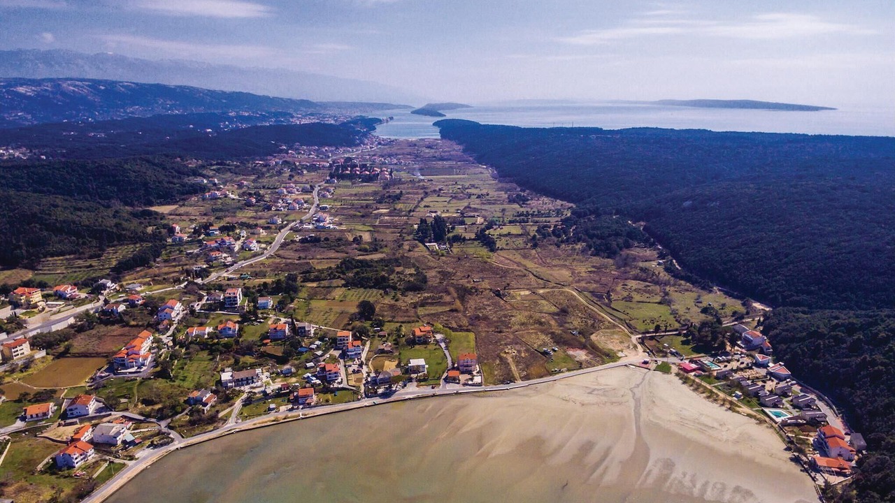 Photo of Others in Suha Punta