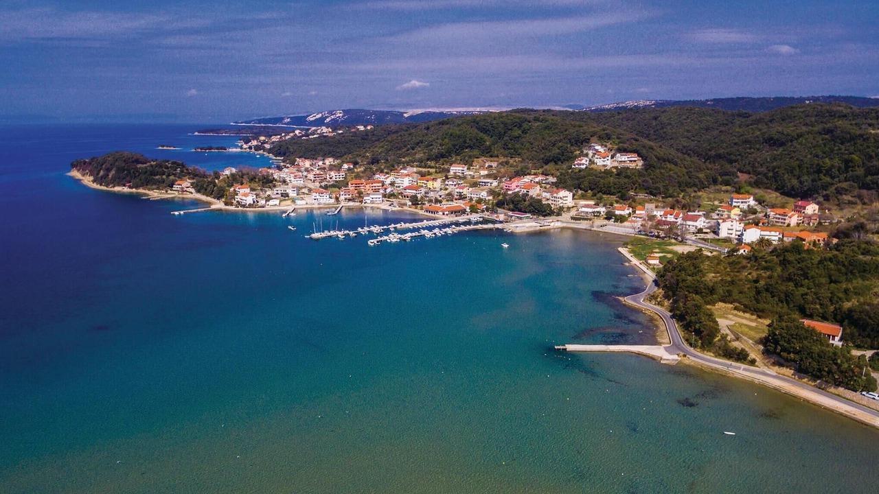 Photo of Others in Suha Punta