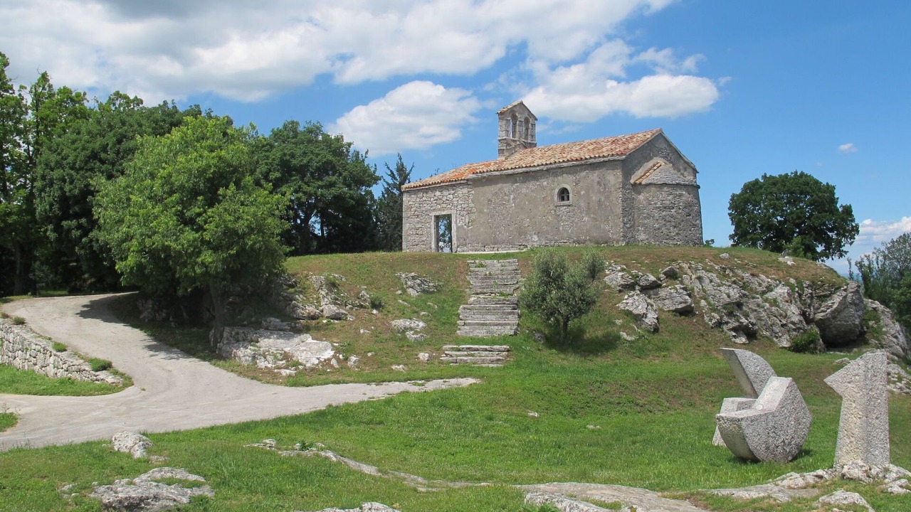 Photo of Outdoor in Krbune
