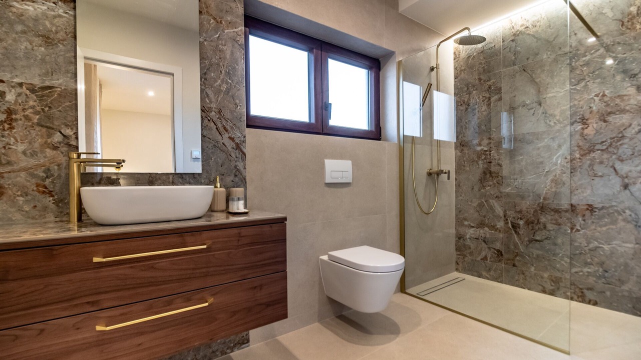 Photo of Bathroom in Sisan