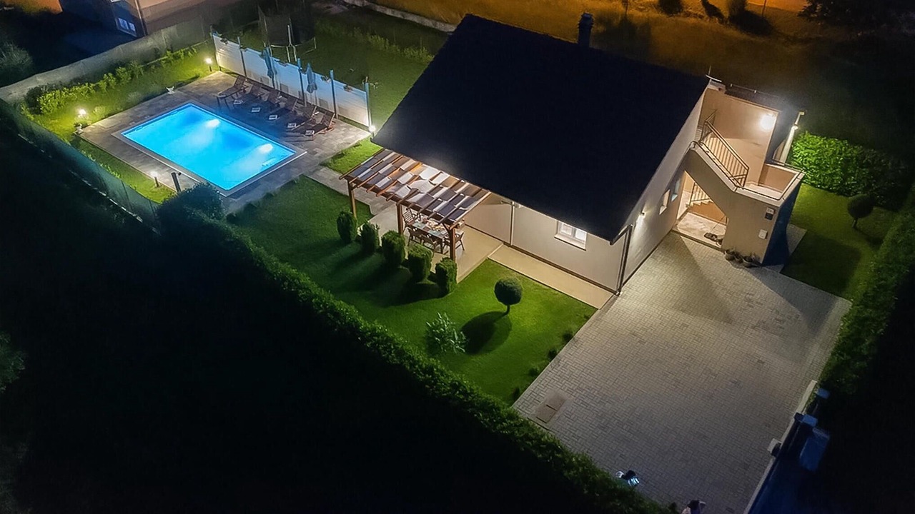 Photo of Outdoor in Citluk