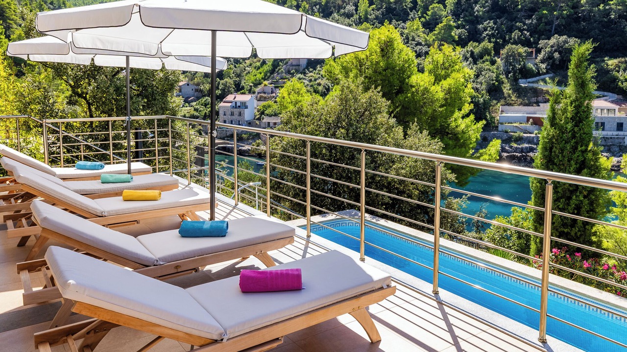 Photo of Outdoor in Blato