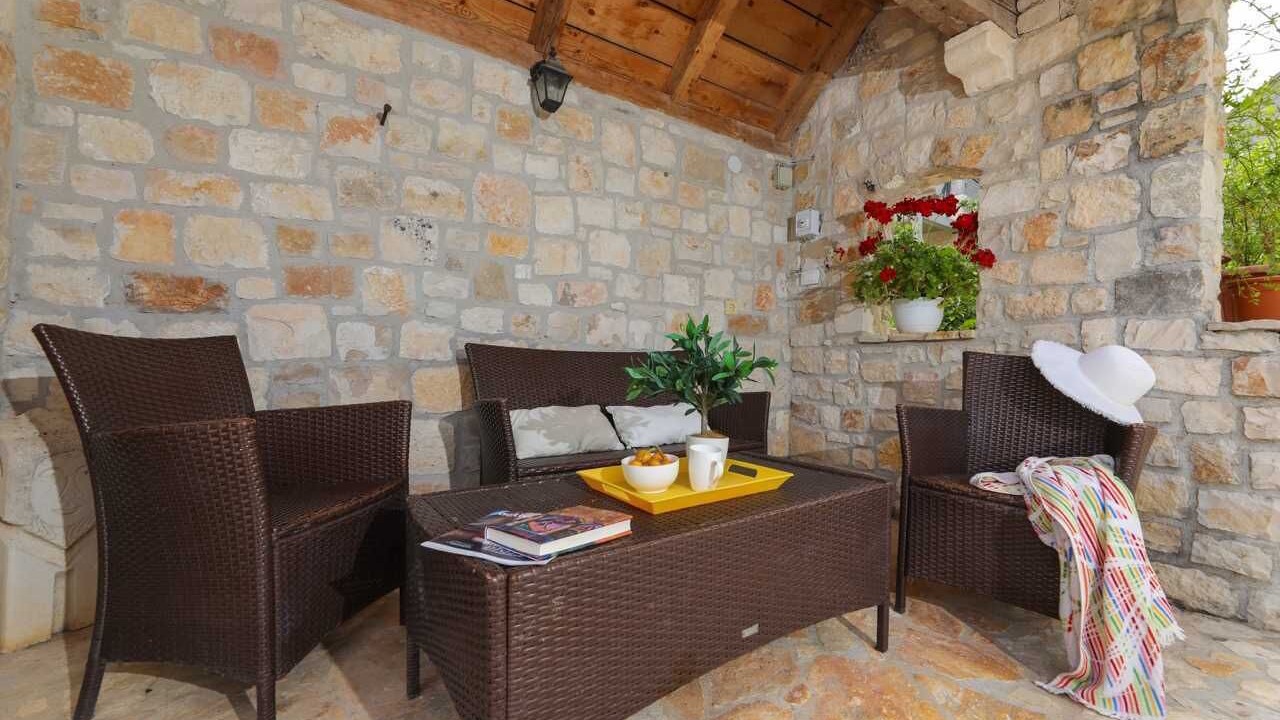 Photo of Patio Balcony in Cove Makarac (Milna)