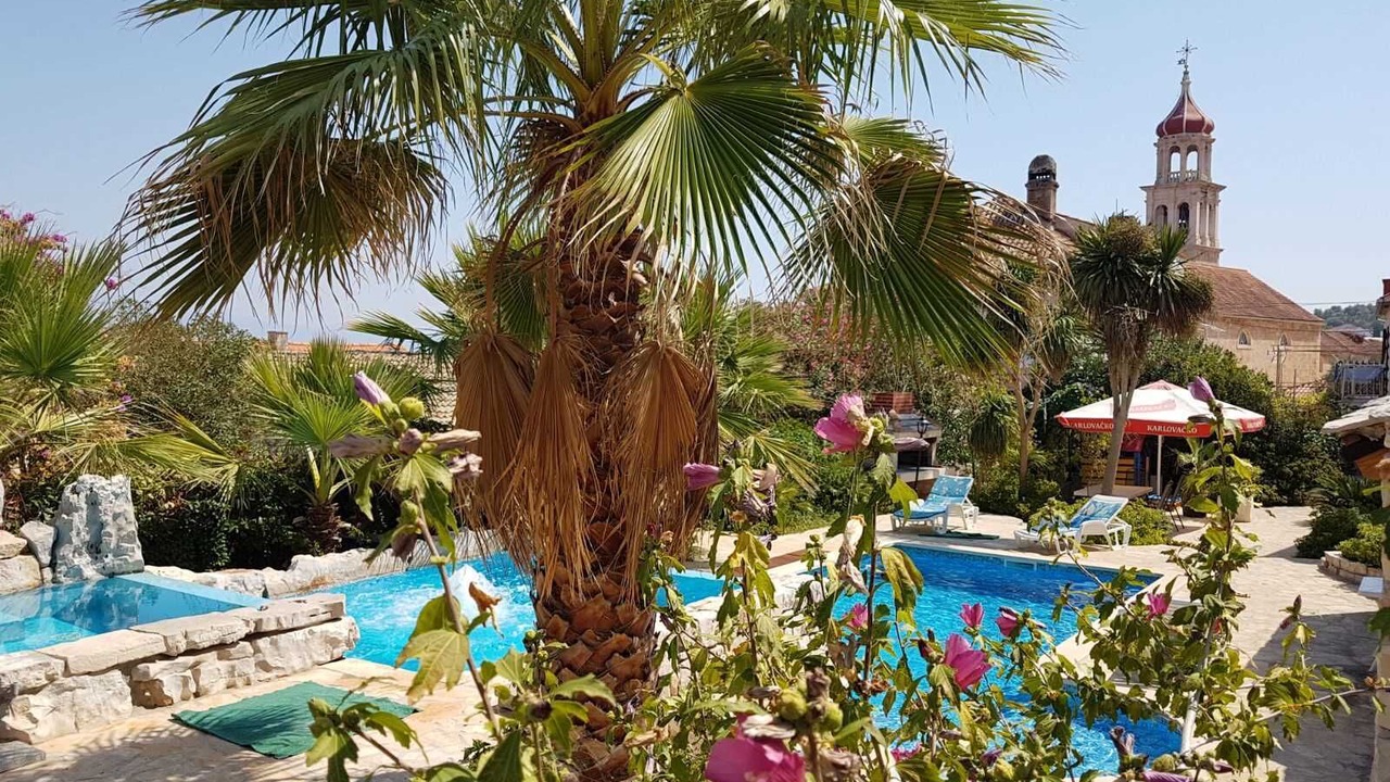 Photo of Outdoor in Cove Makarac (Milna)