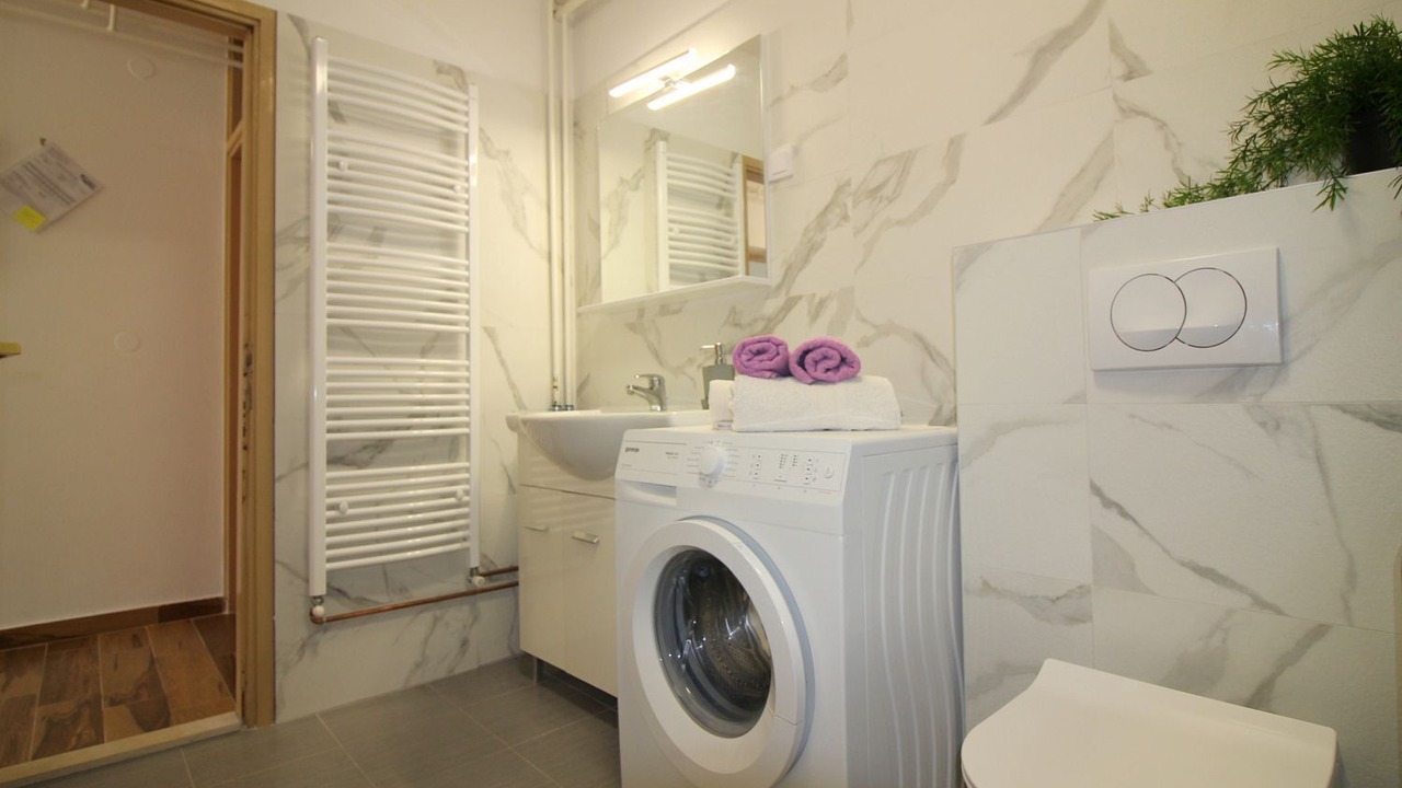 Photo of Bathroom in Mali Maj