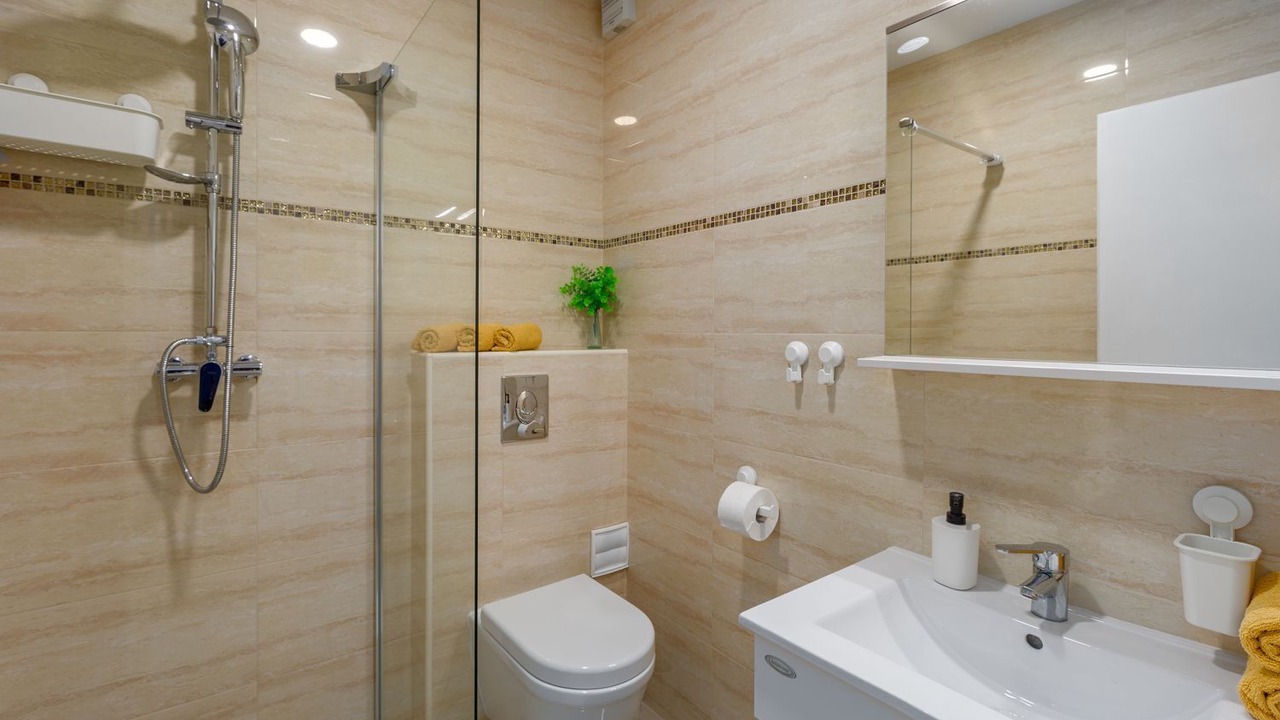 Photo of Bathroom in Brulo