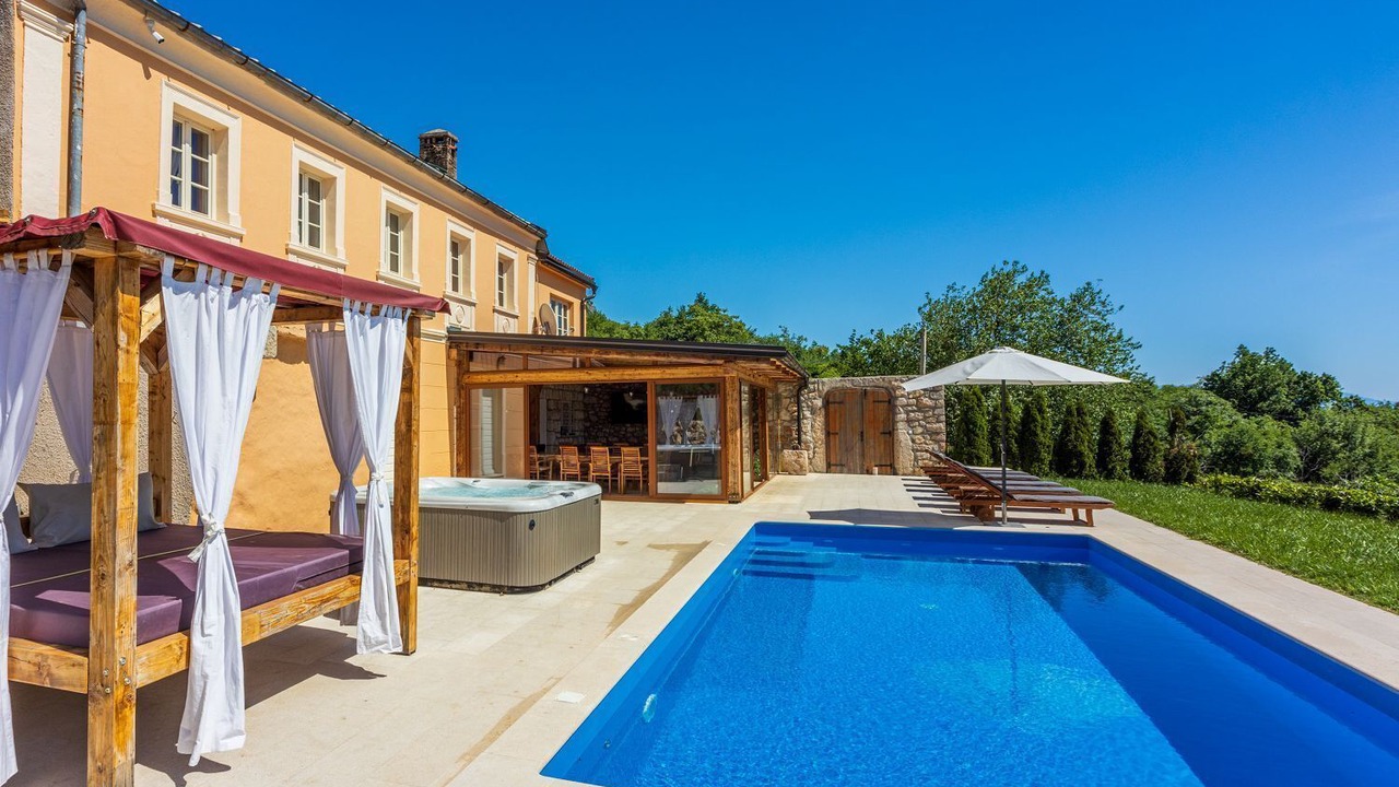 Photo of Outdoor in Bribir