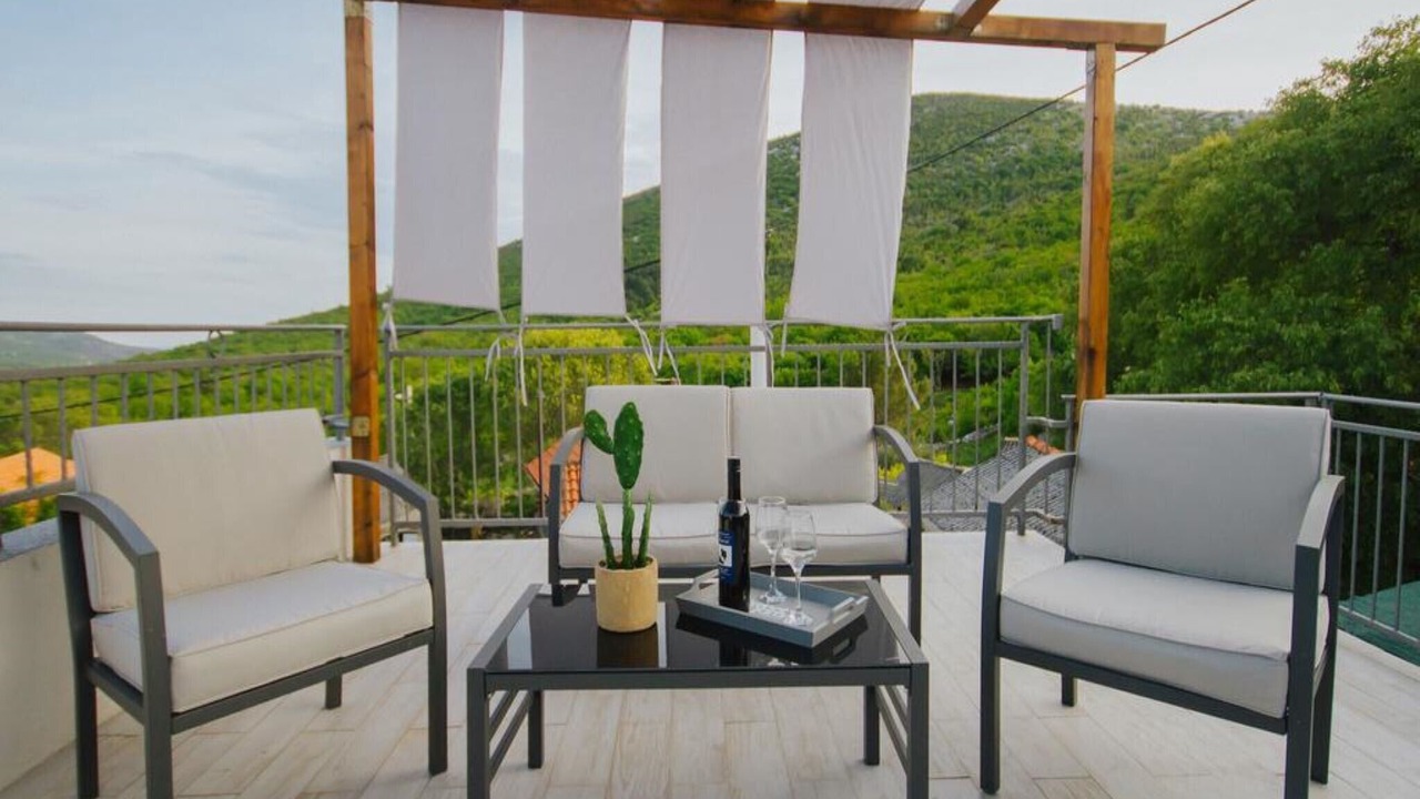 Photo of Patio Balcony in Seget