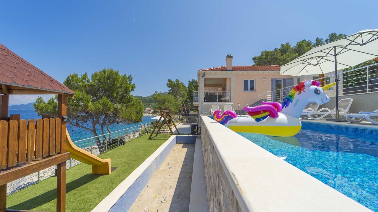 Photo of Outdoor in Blato
