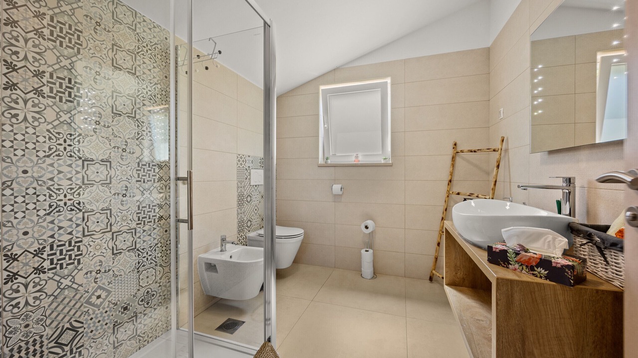 Photo of Bathroom in Radini